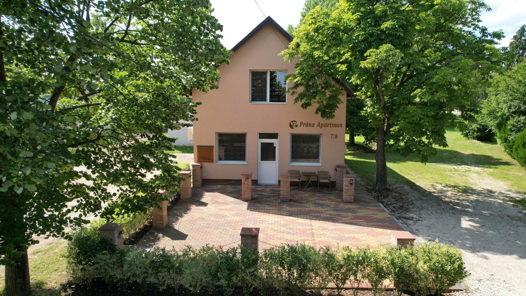Prana Apartment Herend